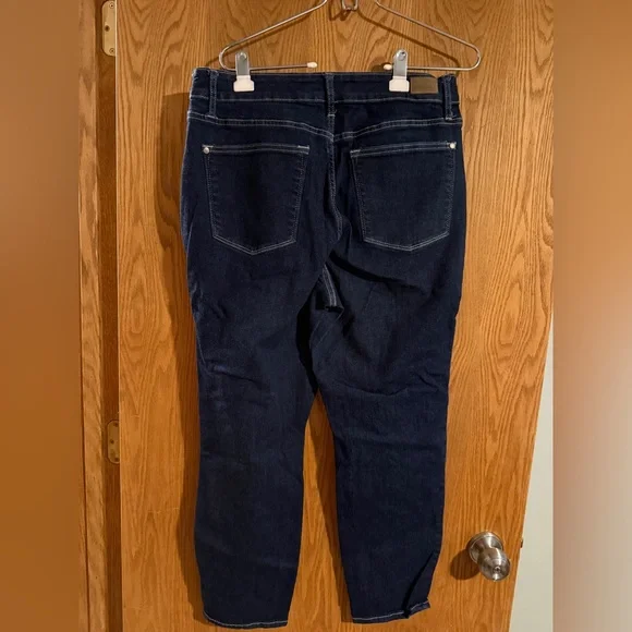 Judy Blue Deep Indigo “MOM” Jeans - Picture 4 of 5
